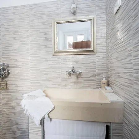 Stonehouse Lino For 6 With Sea View Trogir