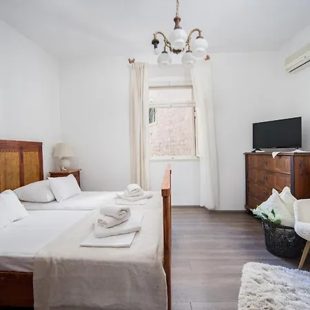 Stonehouse Lino For 6 With Sea View * Trogir